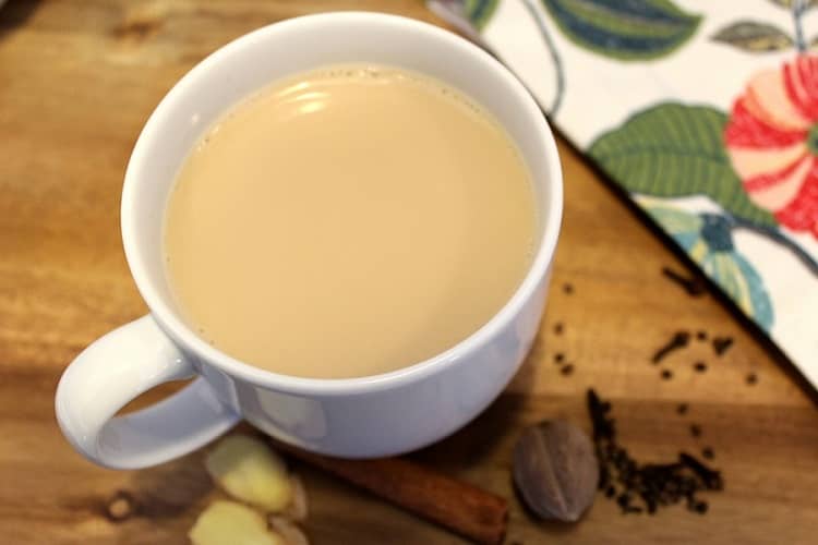 How to consume chai tea while breastfeeding safely